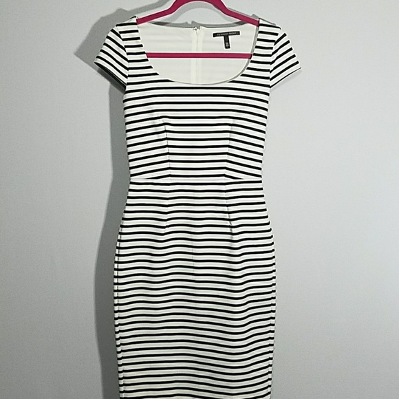 Victoria's Secret Dresses & Skirts - Victoria's secret wiggle pencil dress